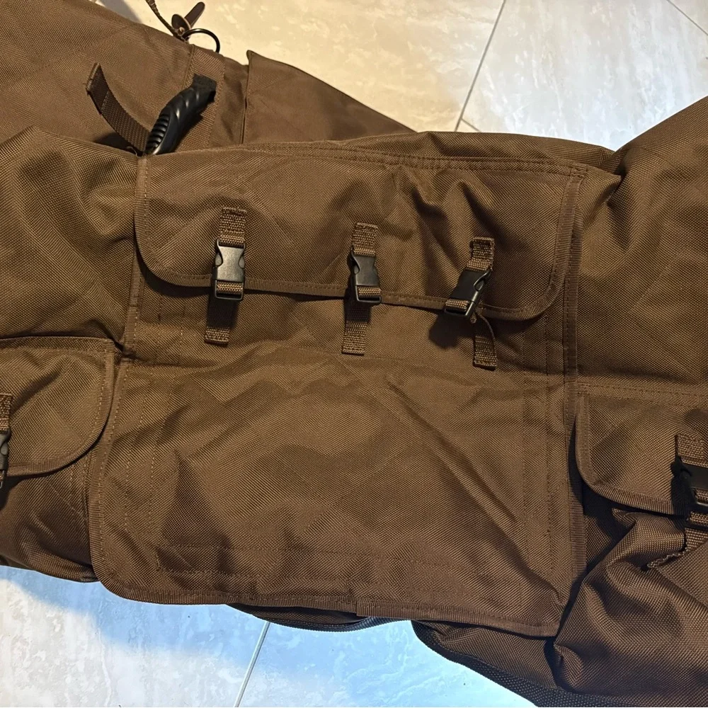Insulated Kennel Cover - Brown